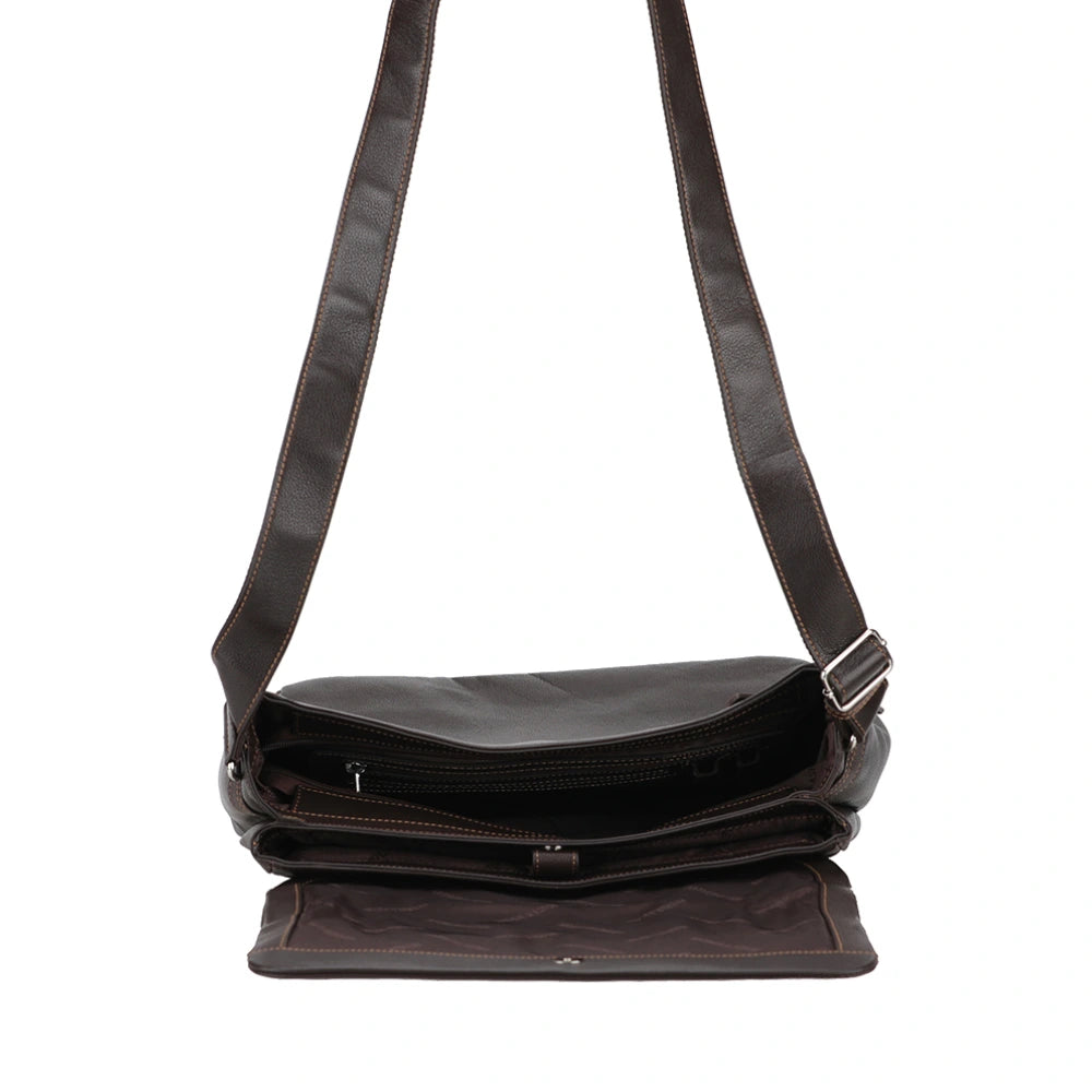 arthur-et-aston-dorian-petite-besace-cuir-ch-taigne image 5