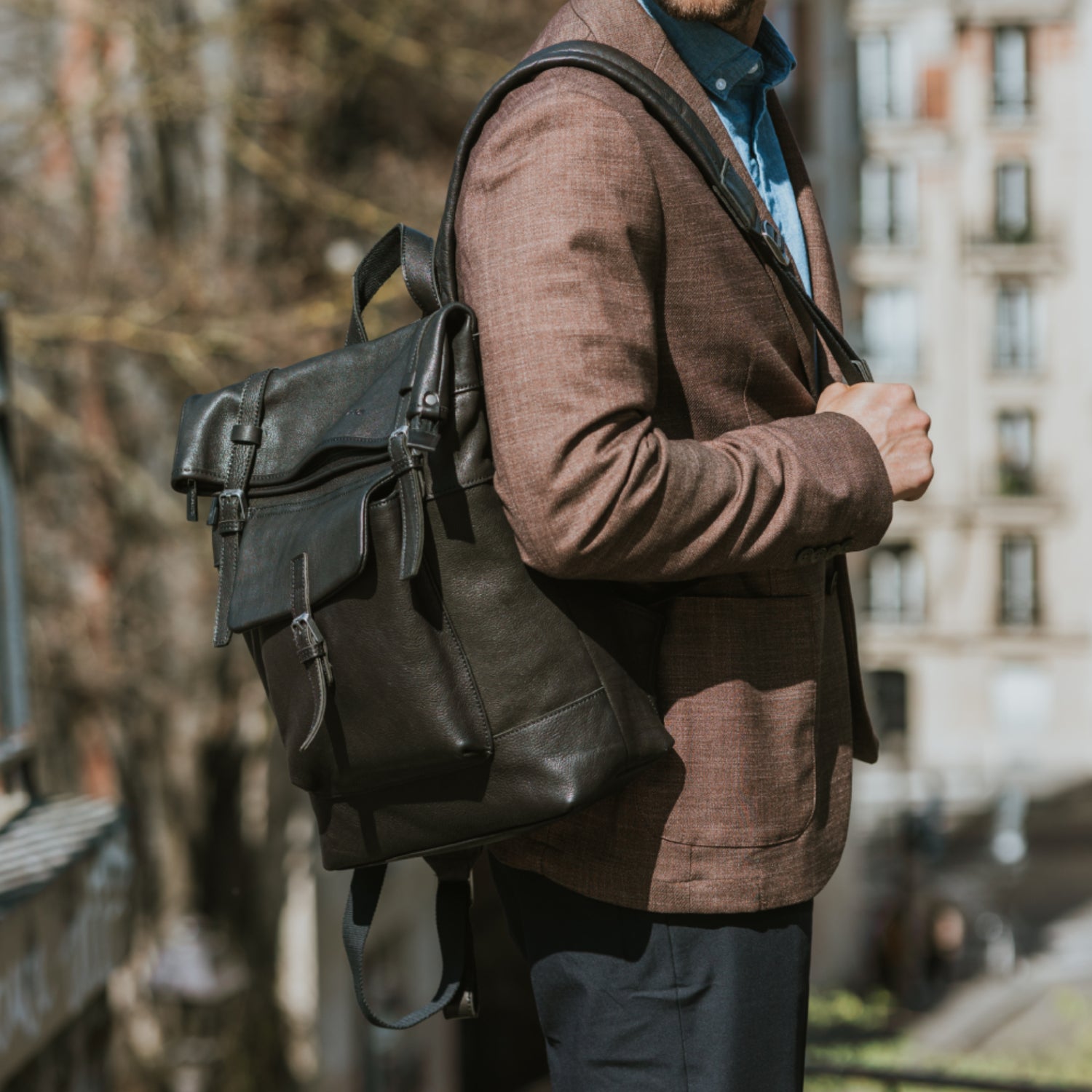 arthur-et-aston-rory-sac-dos-cuir-noir-s-a4 image 3