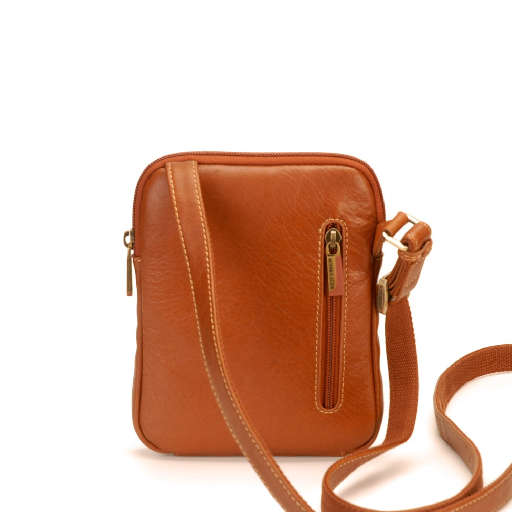 arthur-et-aston-paul-sac-travers-cuir-cognac-extra-plat image 8