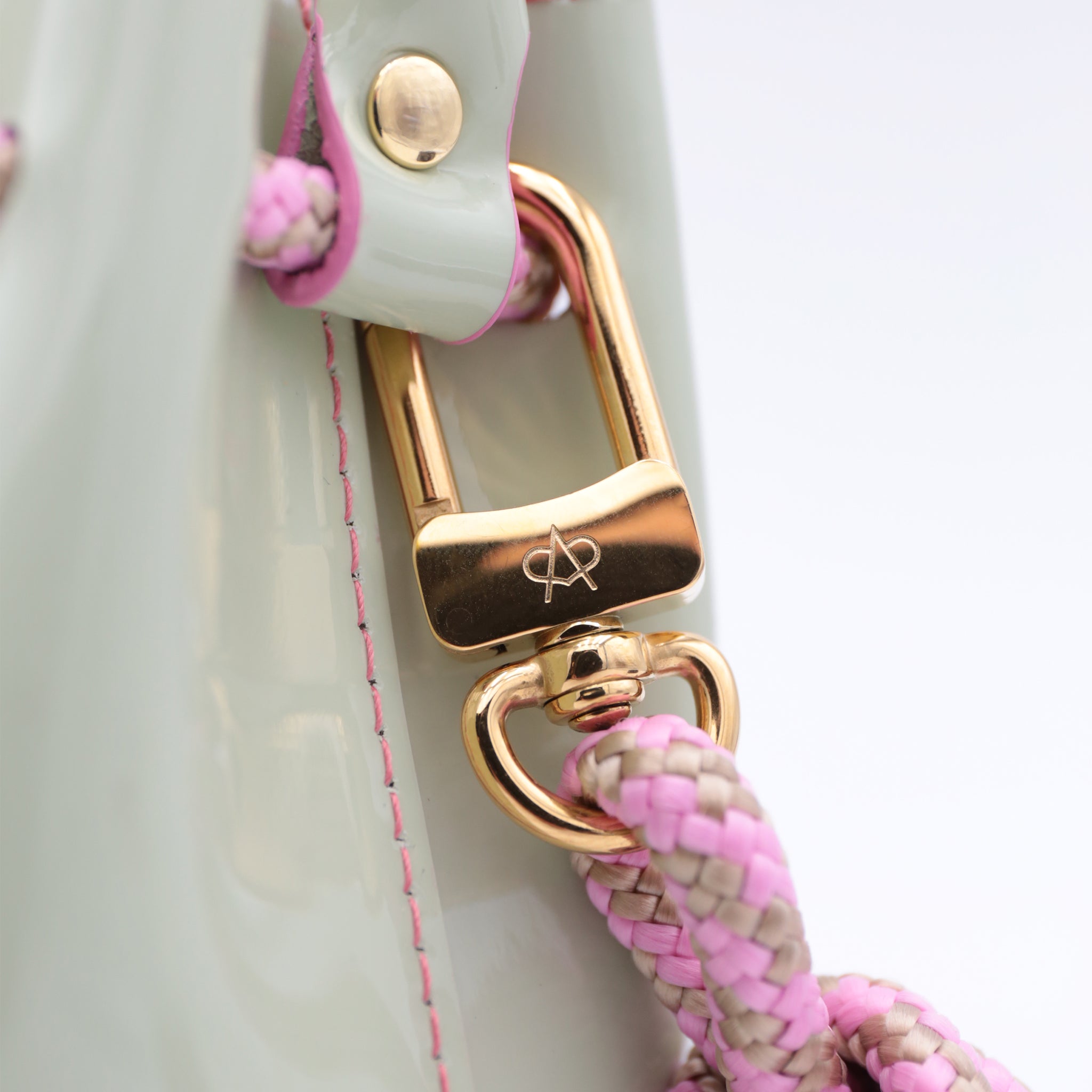 atelier-penso-mini-bucket-amande-framboise-sac-seau-cuir-corde image 5