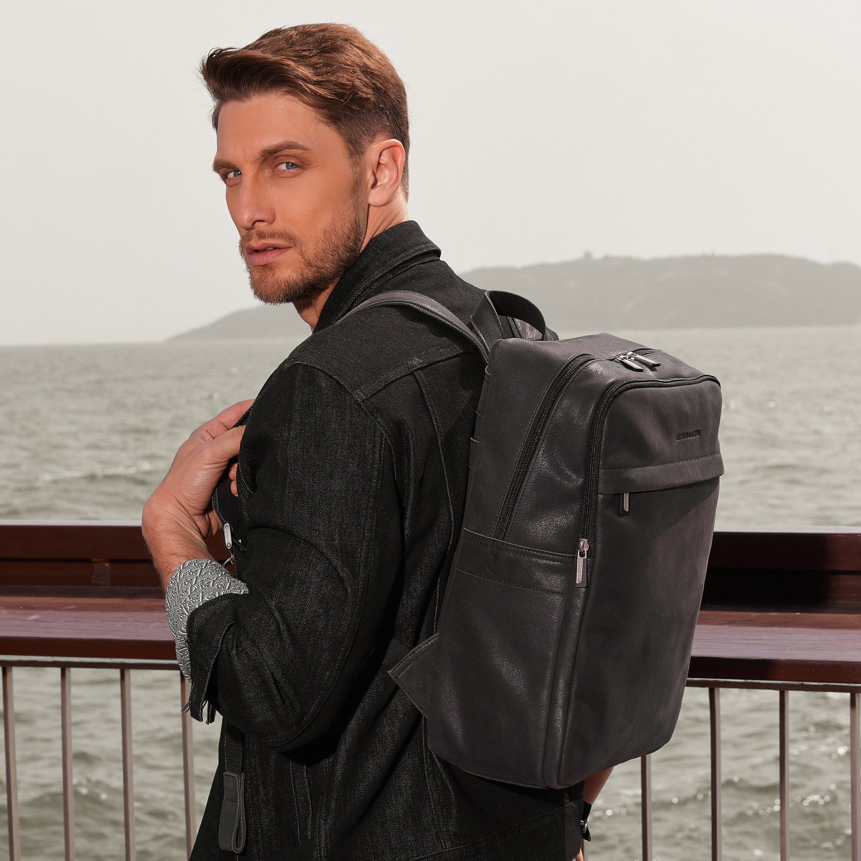 arthur-et-aston-cristiano-sac-dos-cuir-destroy-marron image 8