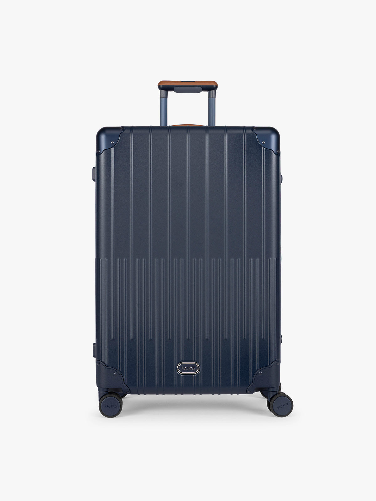 calpak-vault-large-valise-rigide-marine-aluminium image 6