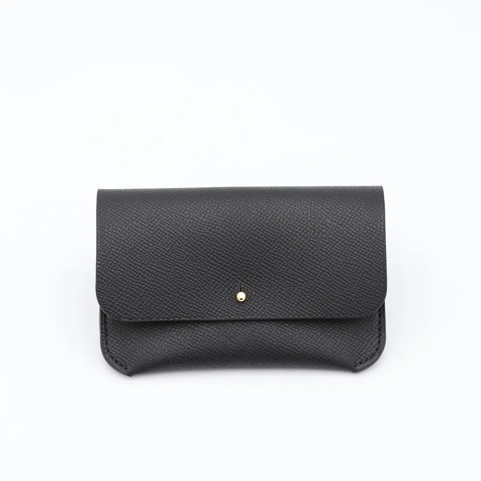 atelier-penso-ft-porte-cartes-cuir-dauphin-noir-upcycling image 1