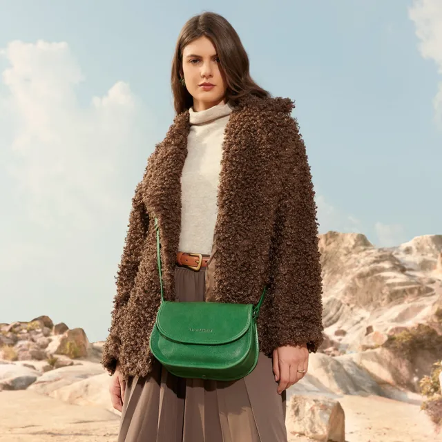 arthur-et-aston-edith-sac-bandouli-re-cuir-m-noir image 1
