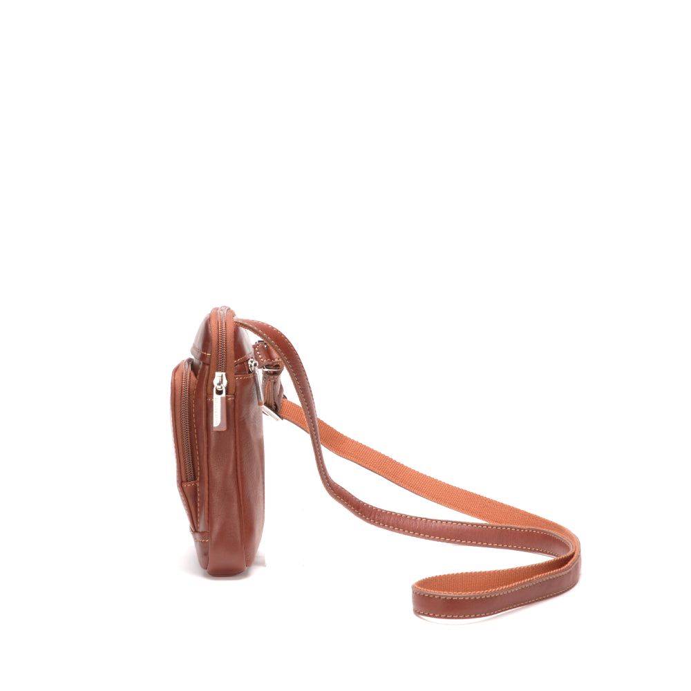arthur-et-aston-pablo-body-bag-cuir-cognac-plong image 7