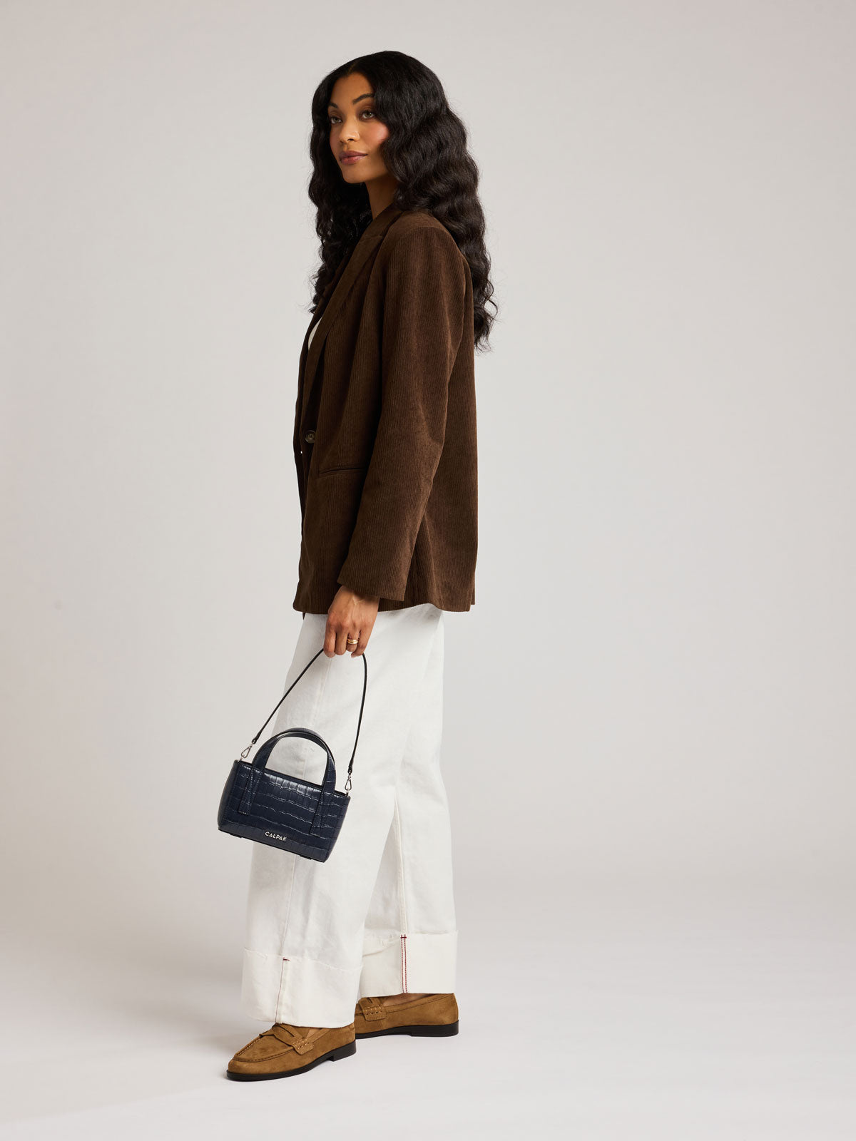 calpak-haven-mini-sac-bandouli-re-croc-navy image 4