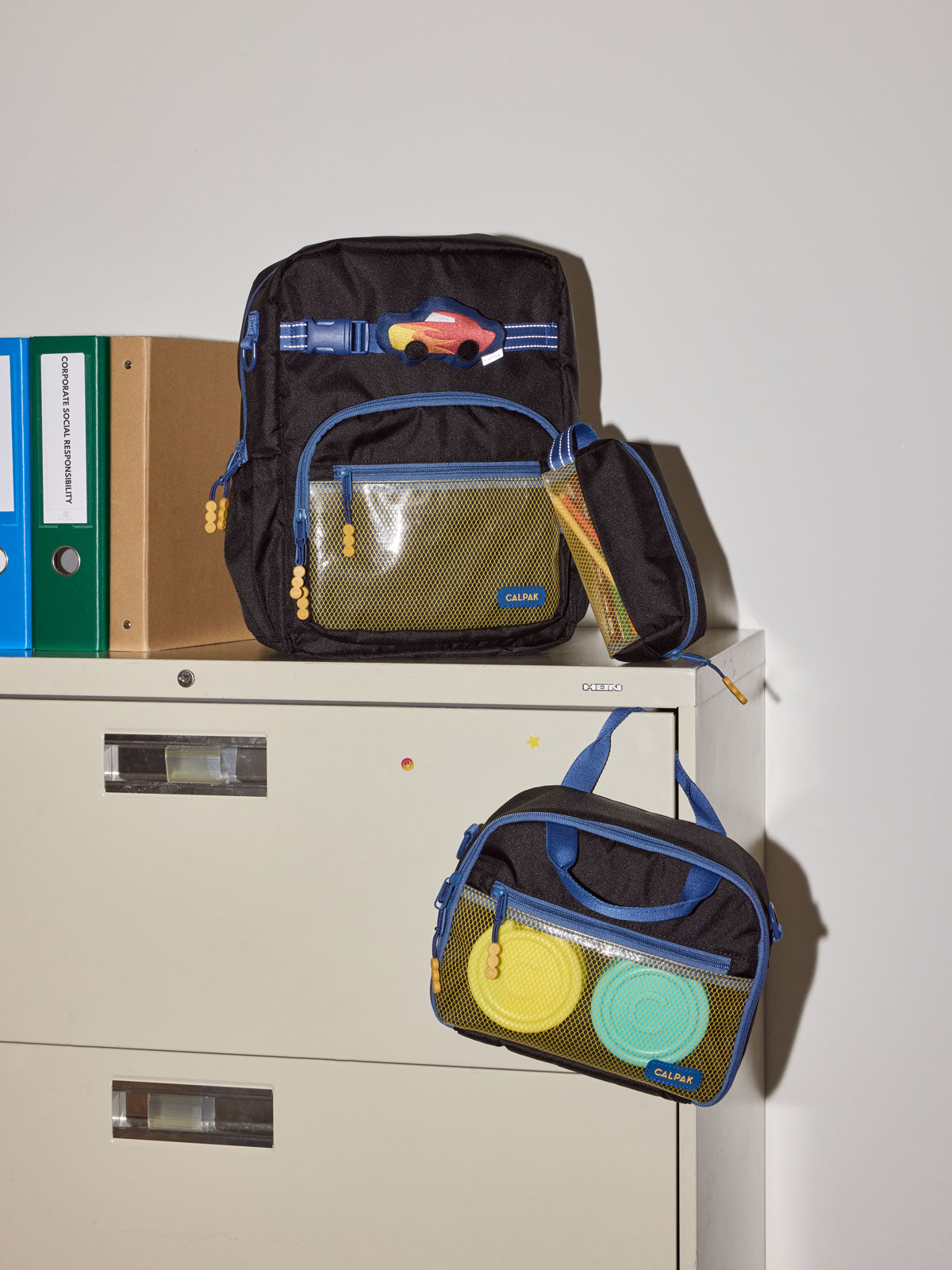 calpak-kids-pack-scolaire-sac-dos-moyen-vert image 8