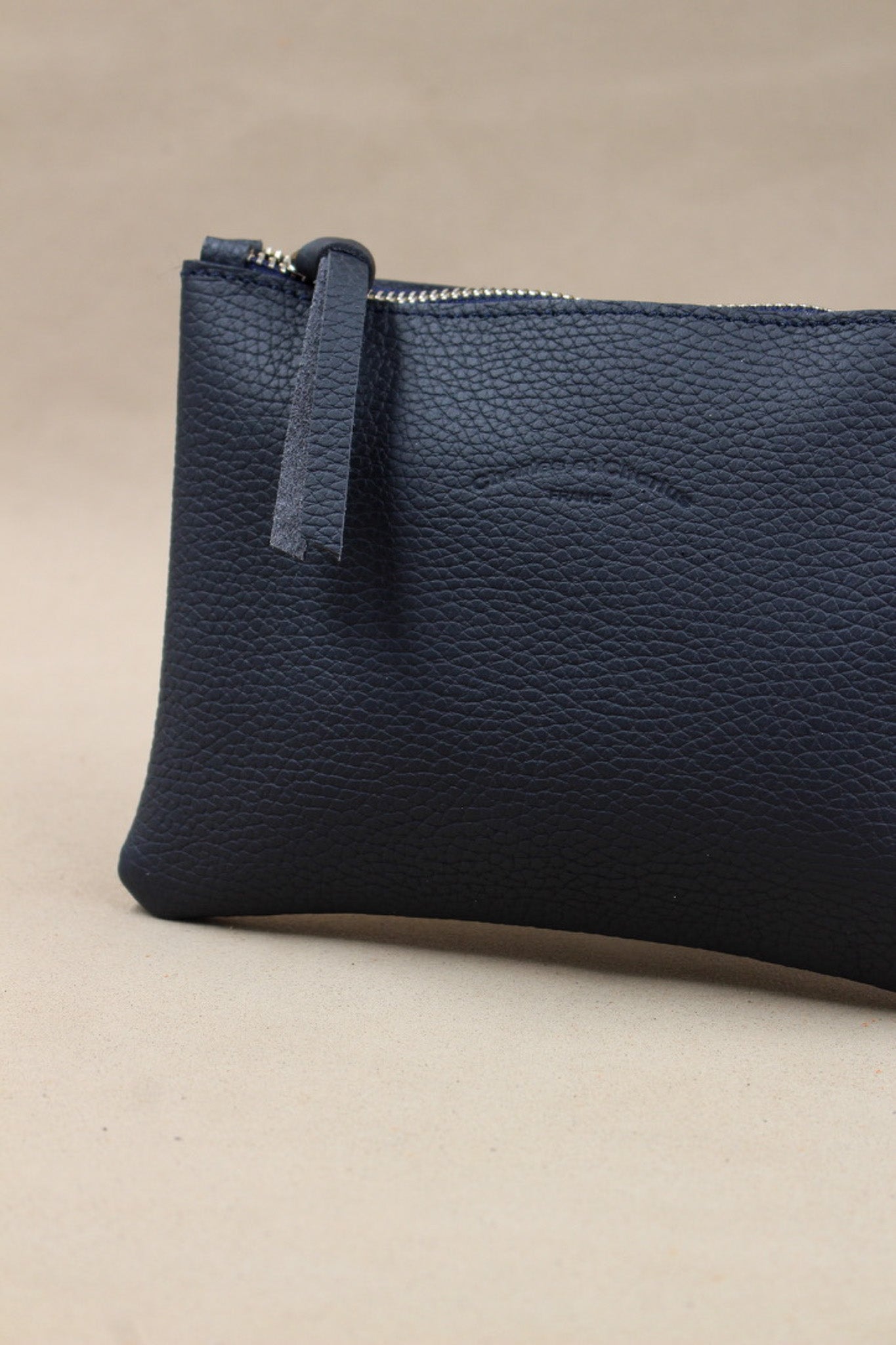 charles-et-charlus-trousse-pochette-cuir-gold-20-cm image 5