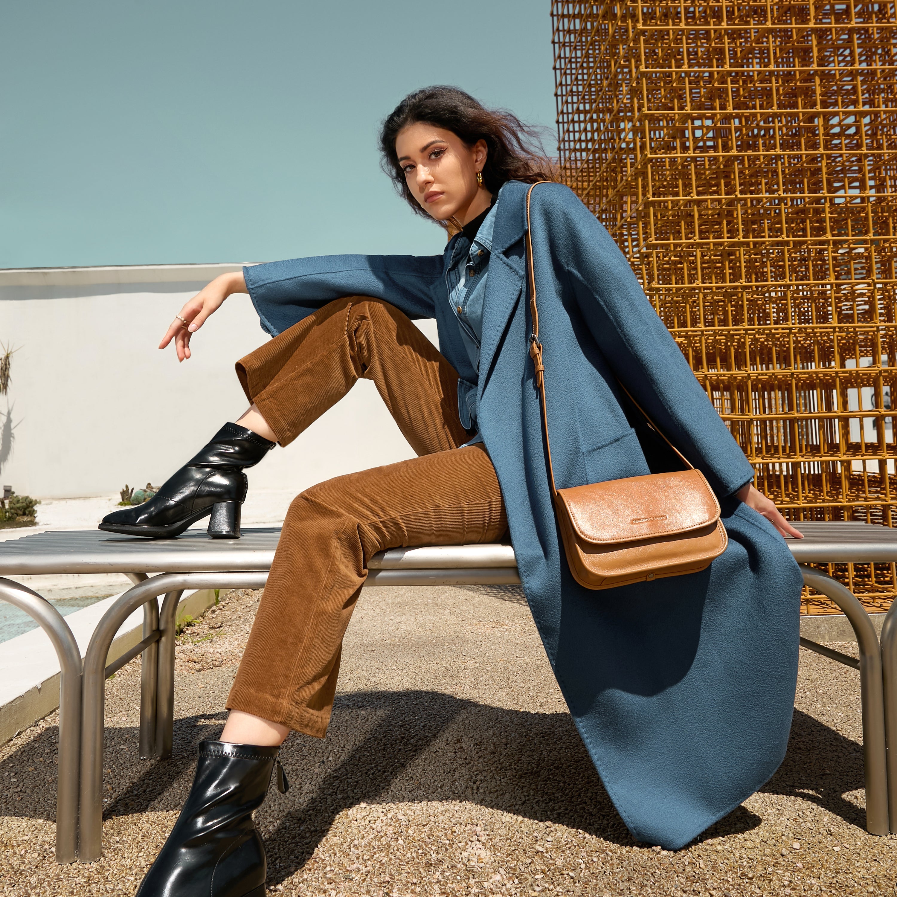 arthur-et-aston-edith-sac-bandouli-re-cuir-cognac-mini image 4
