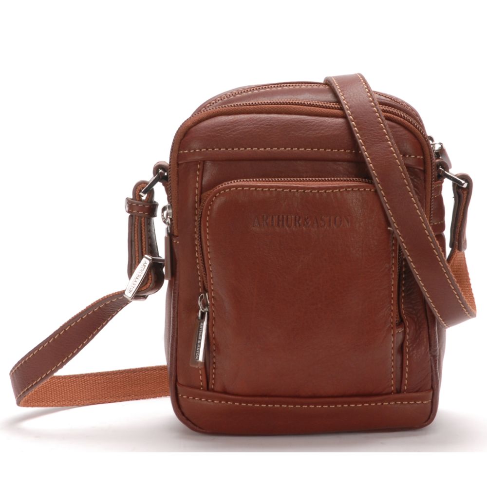 arthur-et-aston-pablo-petit-sac-travers-cuir-noir-fil-noir image 6