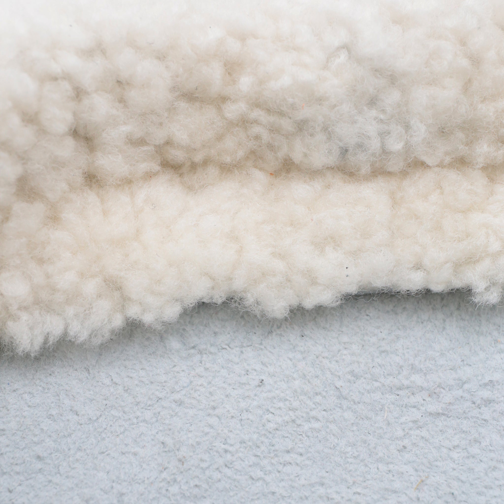 atelier-penso-lut-ce-sac-crossbody-shearling-blanc-hiver image 5