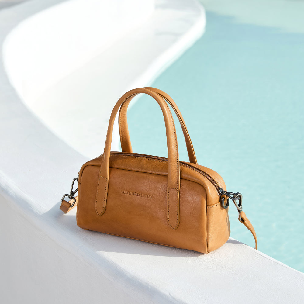 arthur-et-aston-edith-sac-cuir-cognac-port-main-24-cm image 4