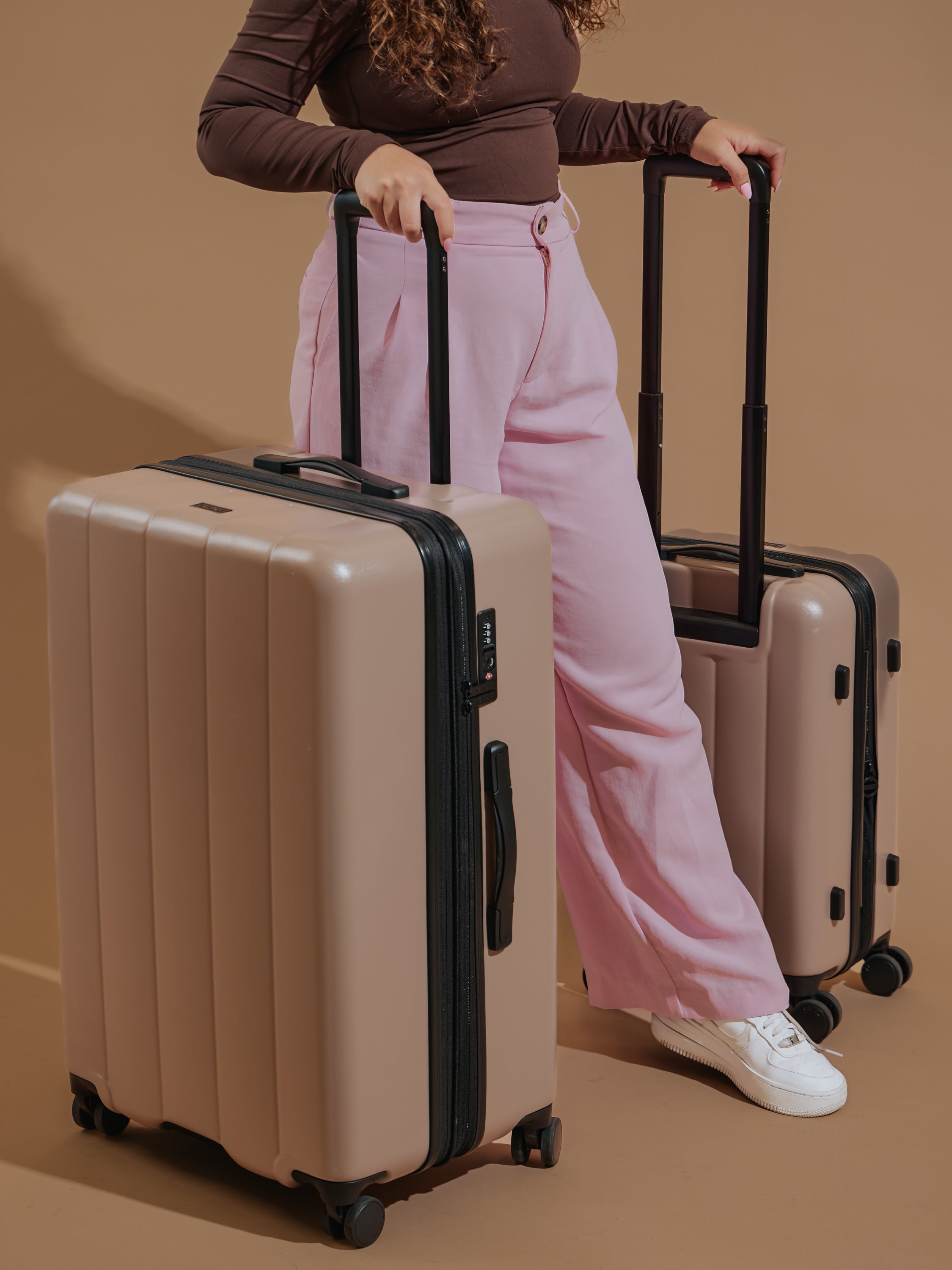 calpak-evry-grande-valise-rigide-polka-dot-extensible image 6