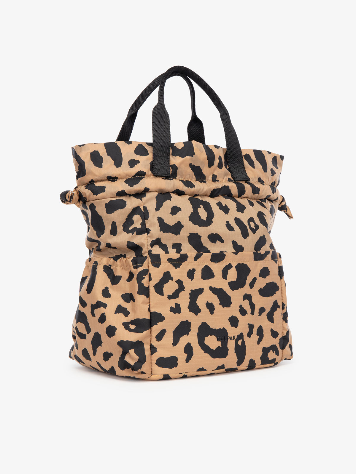 calpak-insulated-sac-lunch-isotherme-dark-cherry image 5