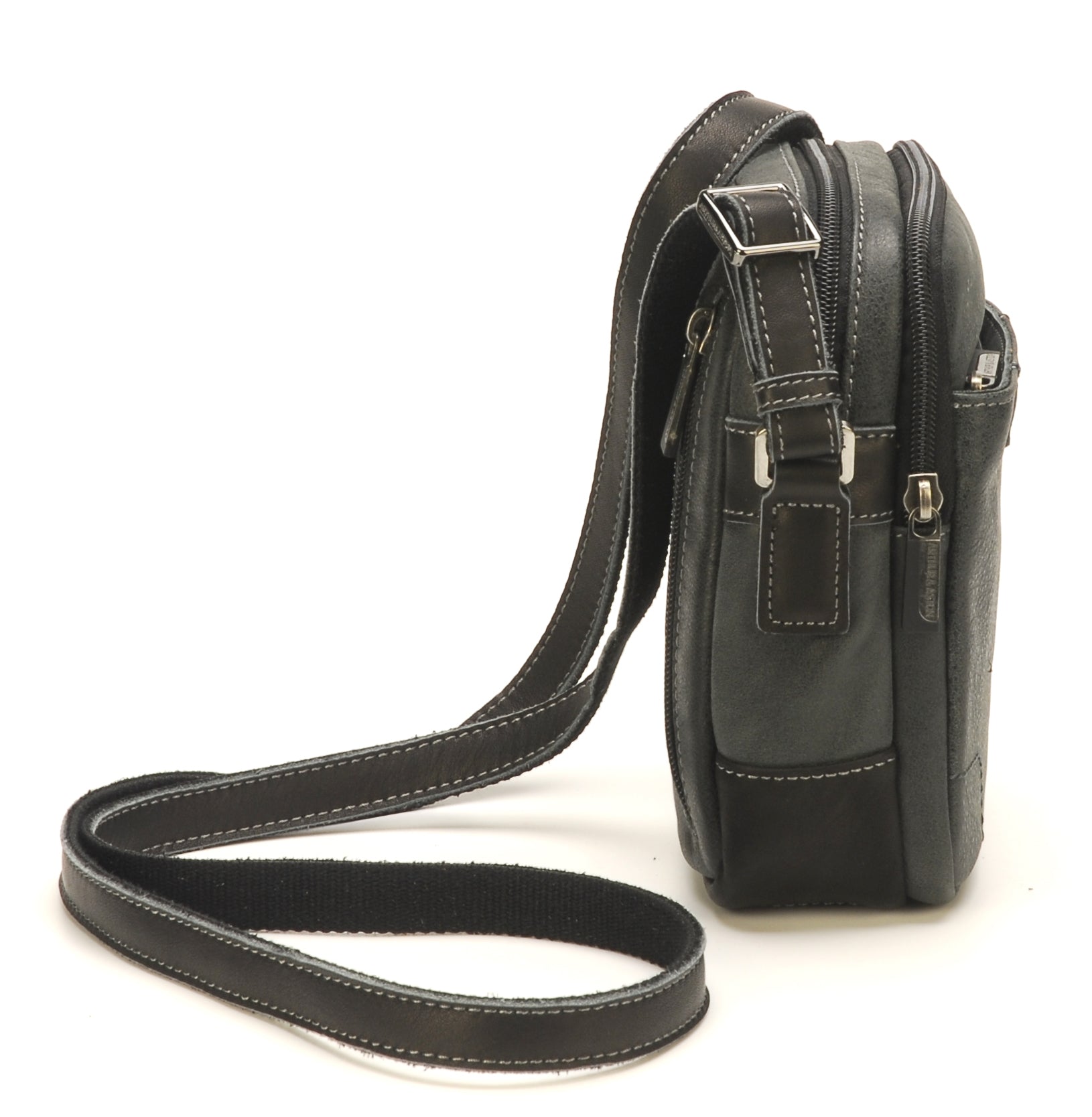 arthur-et-aston-marco-sac-travers-cuir-noir-vachette image 4