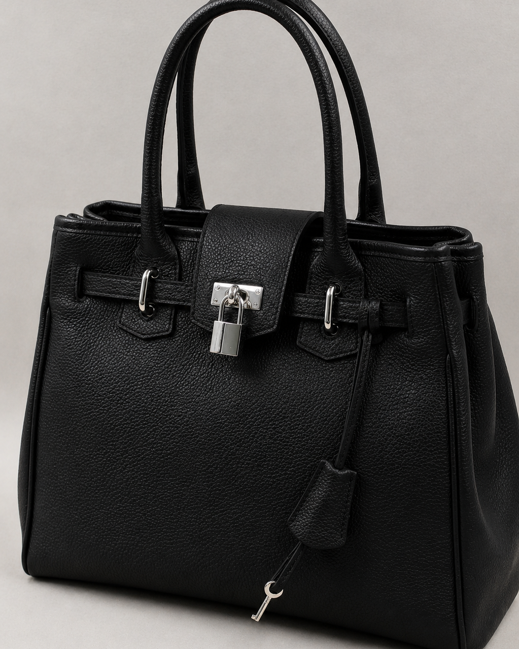 berthille-vend-me-sac-cuir-marine-pleine-fleur image 5