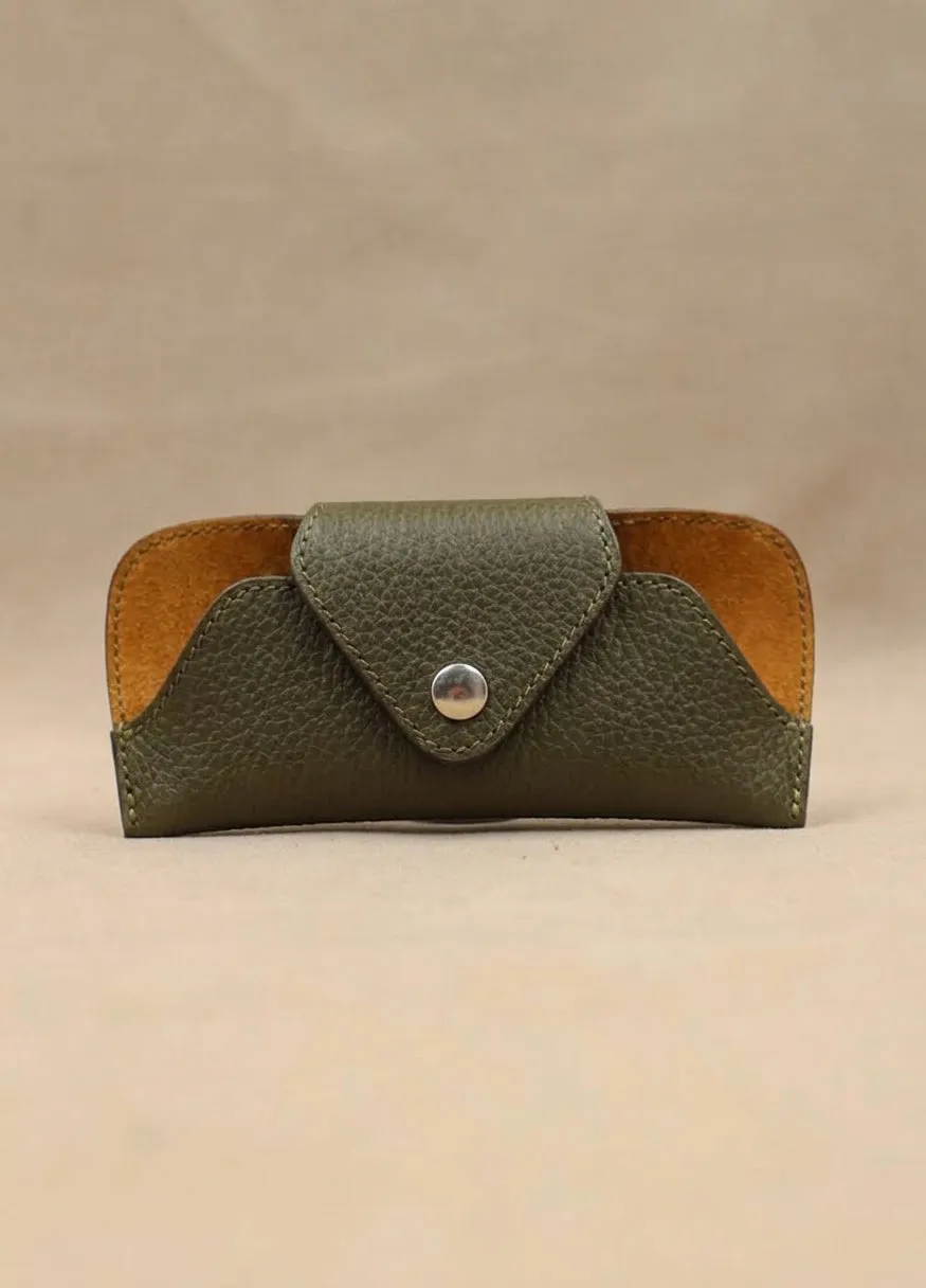 charles-et-charlus-tui-lunettes-cuir-grain-kaki-fabriqu-en-france image 1