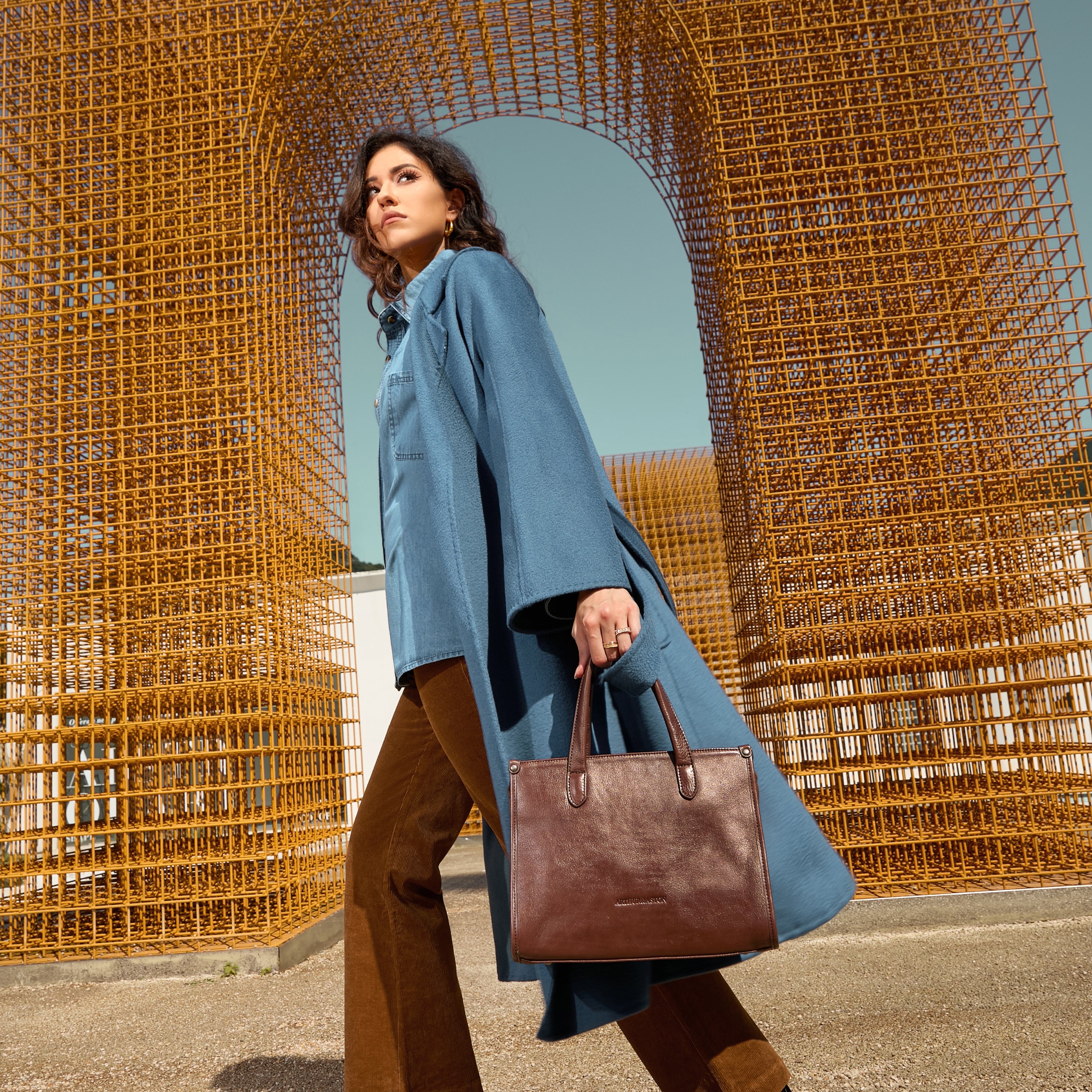 arthur-et-aston-edith-sac-main-cuir-ch-taigne-vachette image 3