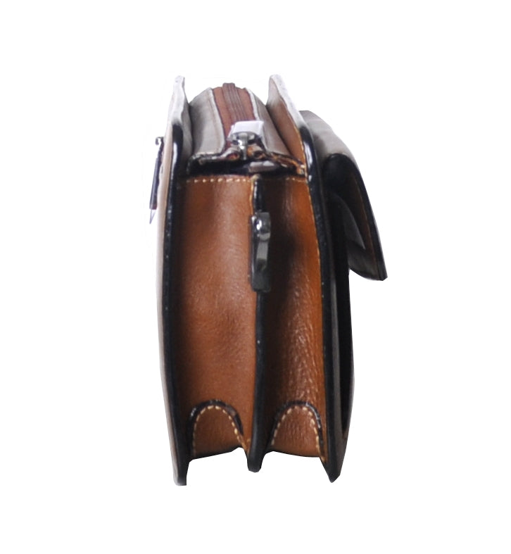 arthur-et-aston-georges-pochette-cuir-noir-homme-vachette image 7