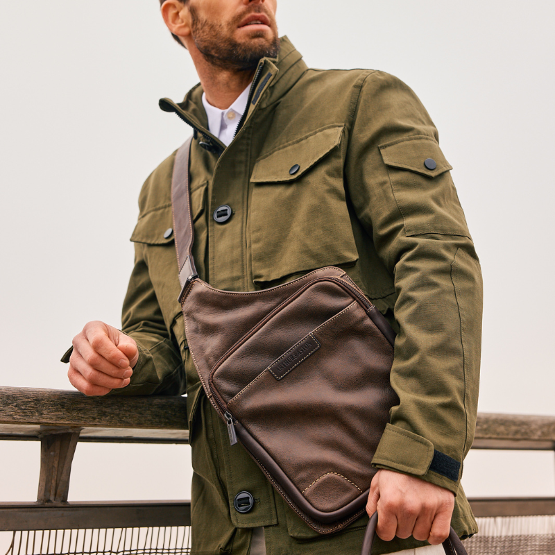 arthur-et-aston-marco-sac-holster-cuir-noir-vachette image 5