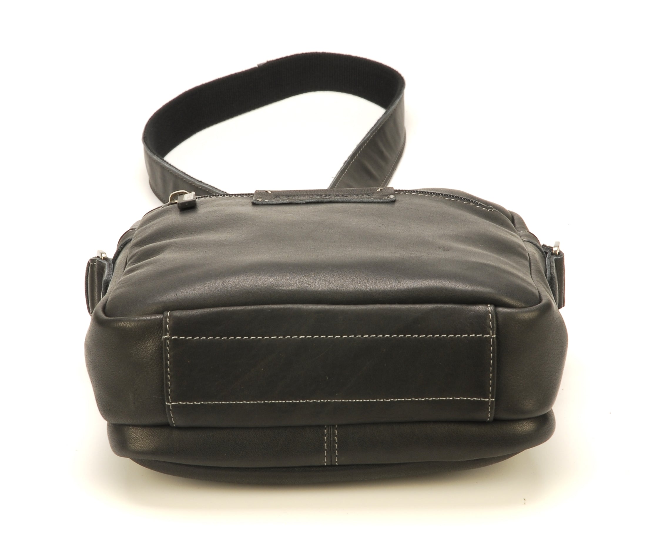 arthur-et-aston-johany-sac-travers-cuir-homme-ch-taigne image 8