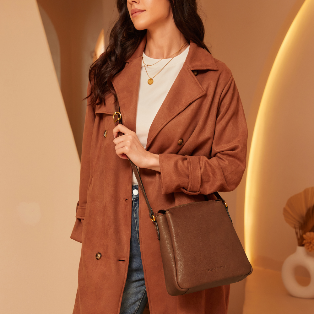 arthur-et-aston-elsa-sac-bandouli-re-cuir-ch-taigne-31-cm image 3