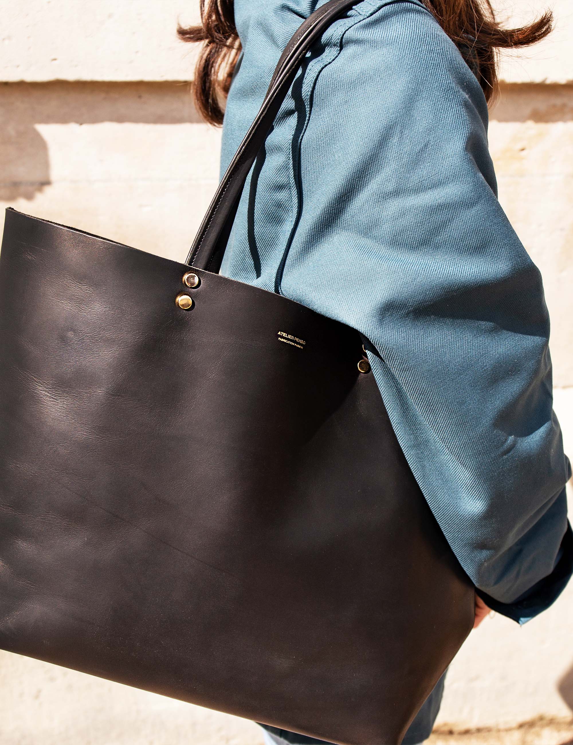 atelier-penso-cici-sac-cabas-cuir-noir-ordinateur image 2