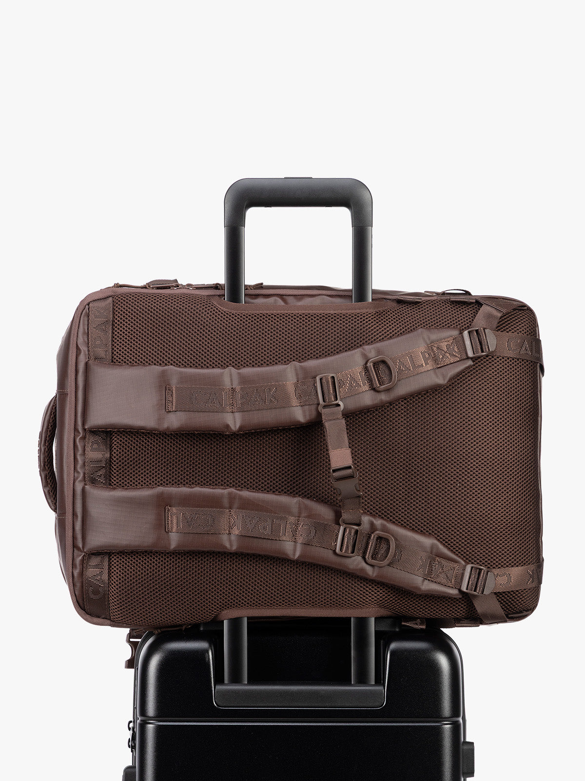 calpak-terra-sac-dos-35l-ordinateur-dark-cherry image 7