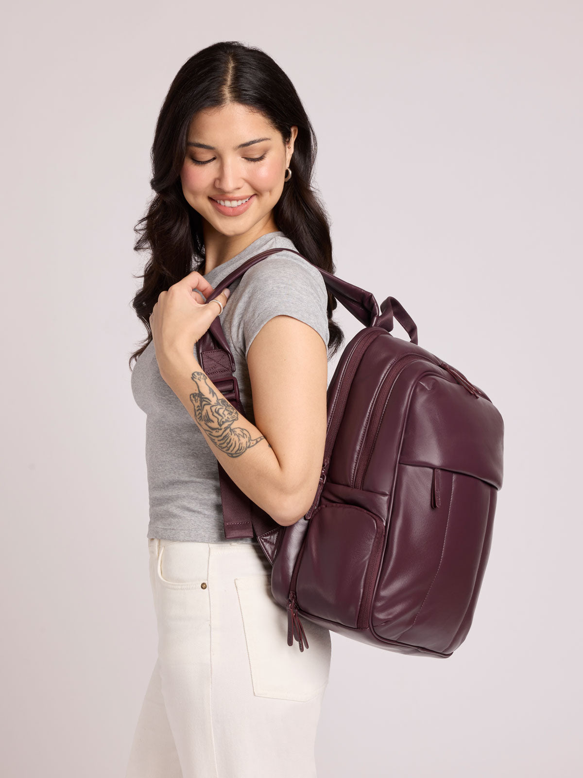 calpak-luka-15-backpack-sac-dos-pc-cuir-vegan-noir image 8