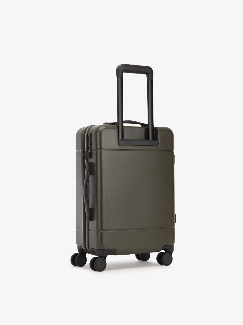 calpak-hue-valise-cabine-poche-avant-cerise-vernie image 8