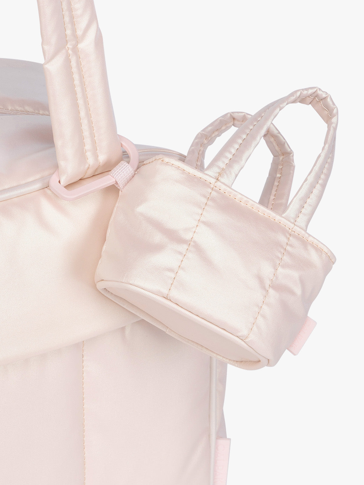 calpak-luka-charm-pochette-porte-cl-s-rose-quartz-mini image 6