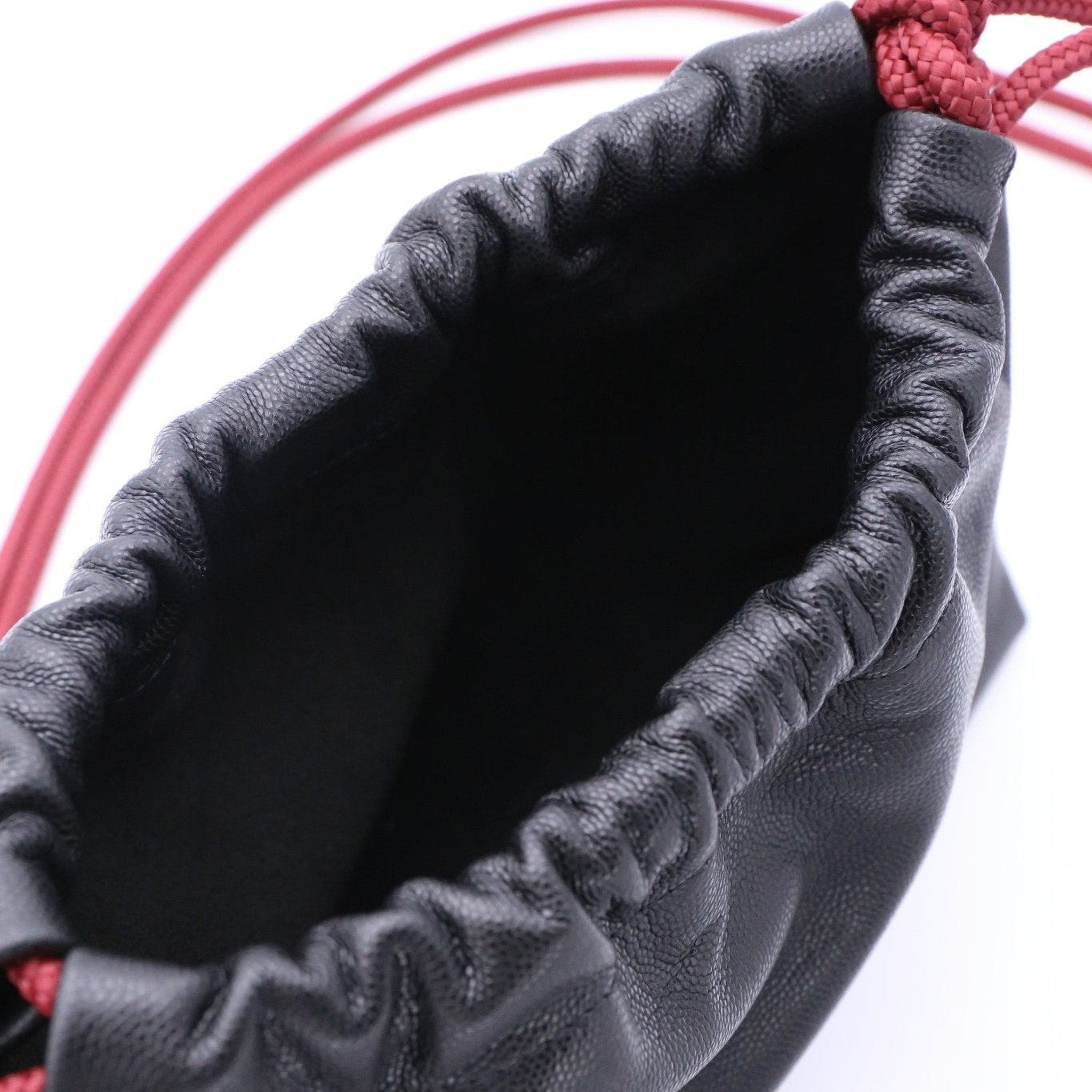 atelier-penso-lut-ce-sac-crossbody-cuir-noir-caviar image 5