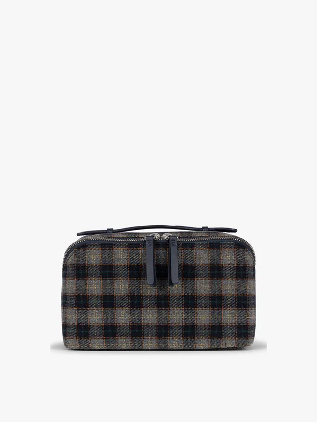calpak-colette-trousse-de-toilette-flanelle-navy-plaid-d-perlante image 1