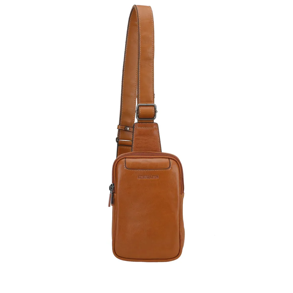 arthur-et-aston-l-on-body-bag-cuir-cognac-vertical image 1