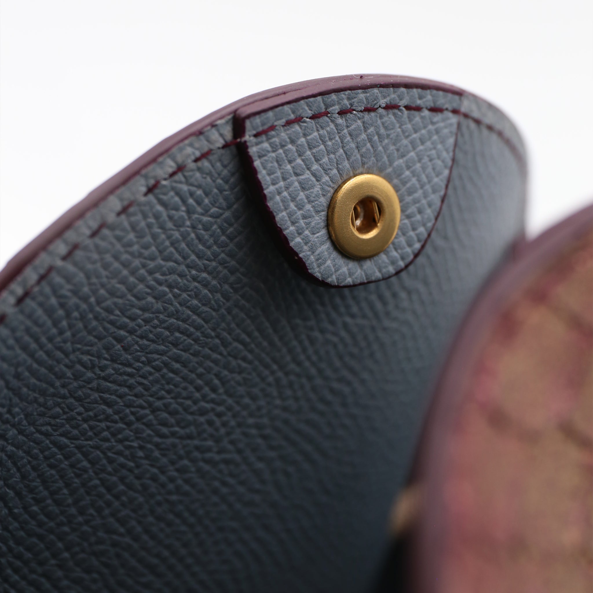 atelier-penso-mini-bucket-sac-seau-cuir-python-shiny-burgundy image 7