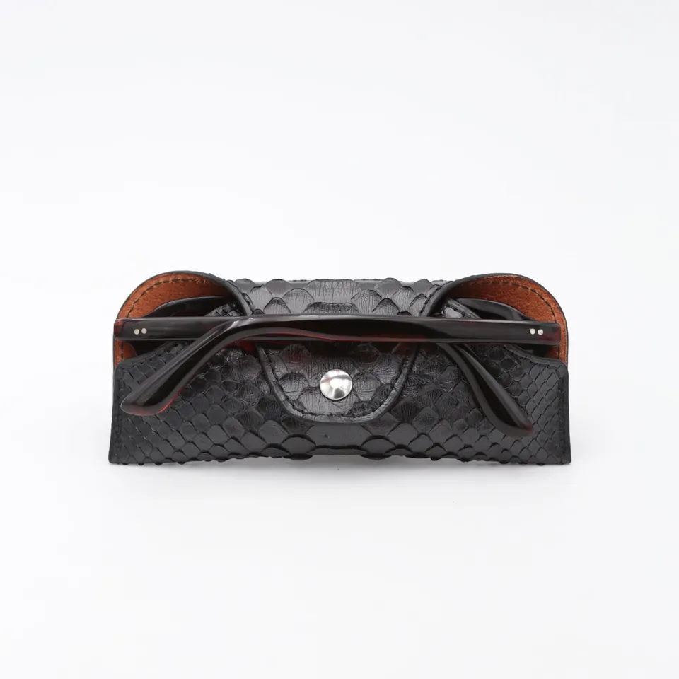 atelier-penso-tuis-lunettes-cuir-python-noir image 1