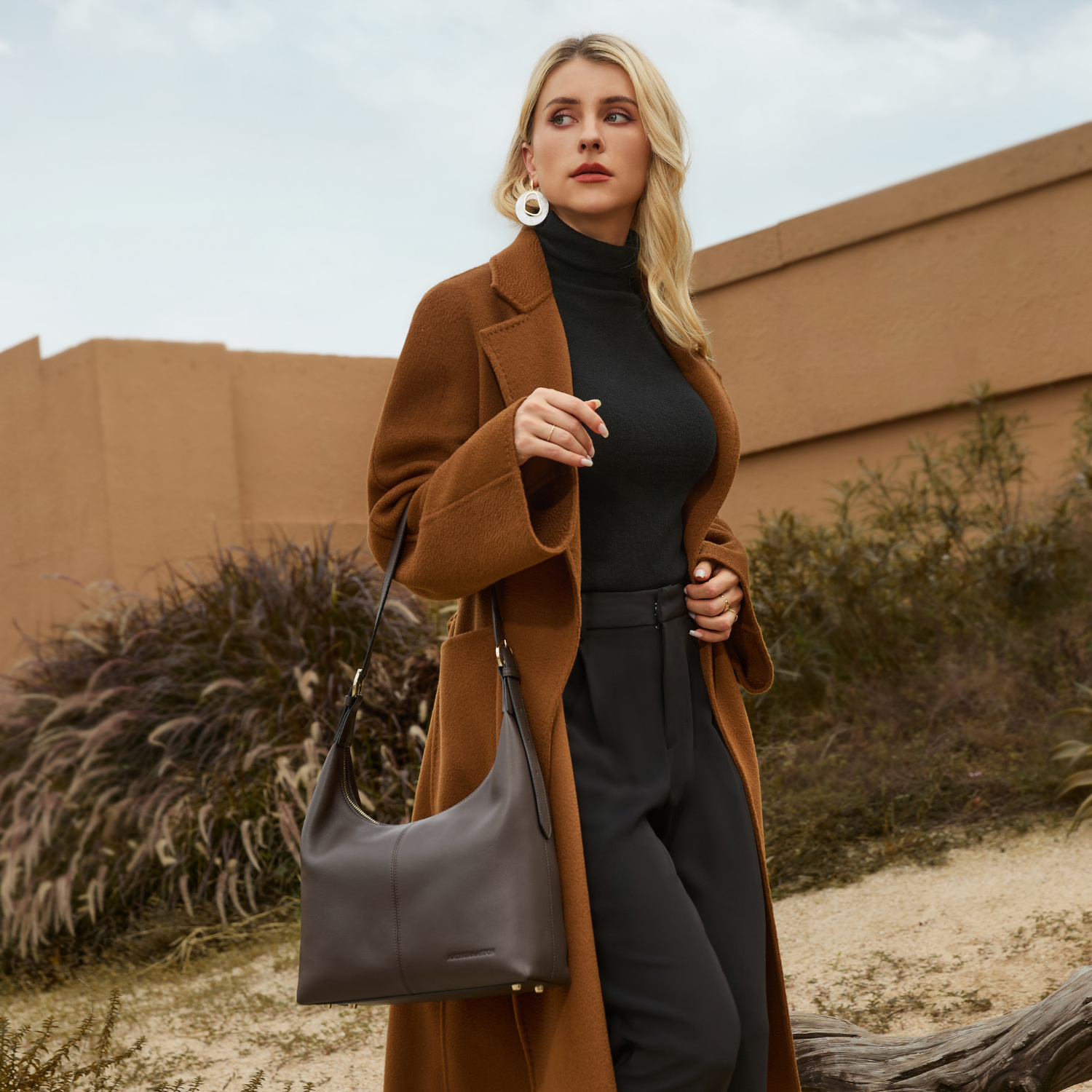 arthur-et-aston-l-onille-sac-paule-hobo-cuir-ch-taigne image 3