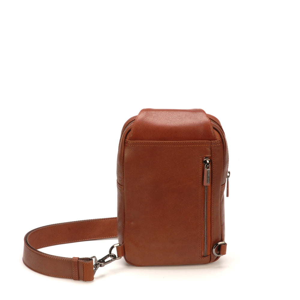 arthur-et-aston-pablo-body-bag-cuir-noir-vachette-plong image 4