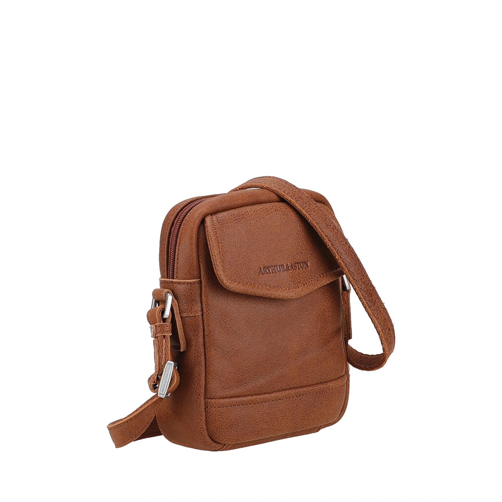 arthur-et-aston-owen-sac-travers-s-cuir-noir-destroy image 7