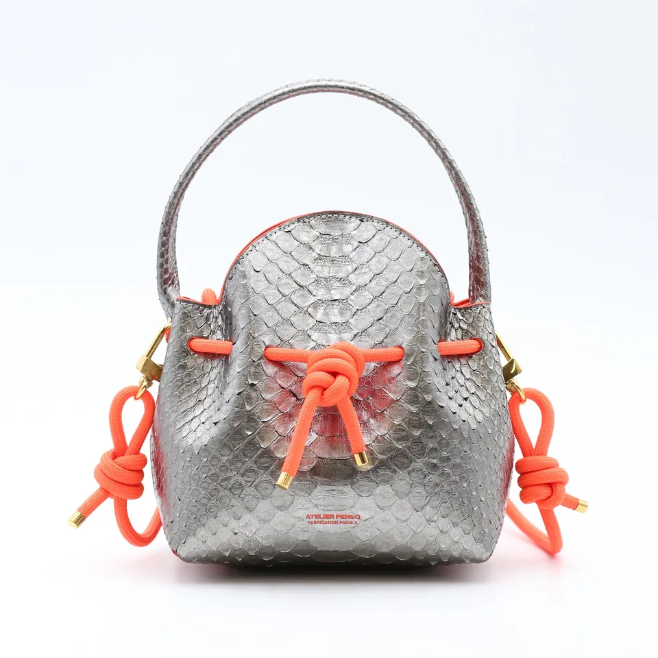 atelier-penso-mini-bucket-sac-seau-cuir-python-silver-magma image 1