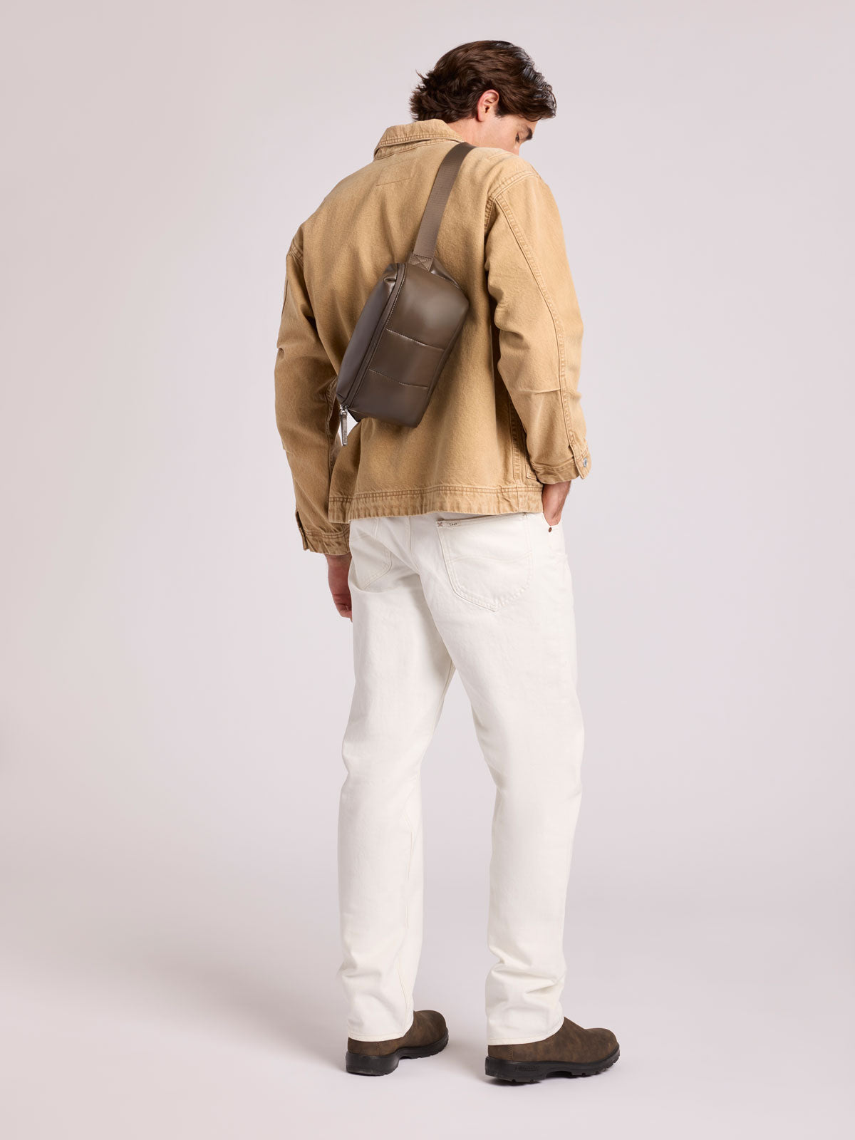 calpak-luka-banane-cuir-vegan-mushroom image 6